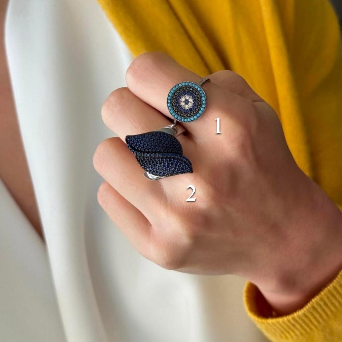 Blue Leaf & Blue Eye