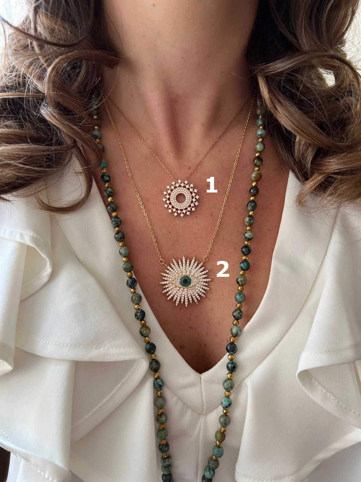 Collar - Mandala con zirconias  & Sol con 0jo Verde